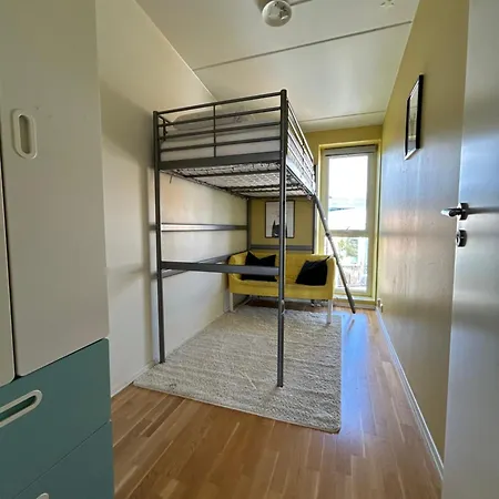 Floor In Stavangers Area! شقة *